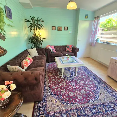 Дом отдыха Texel Near And Centre Де-Коог